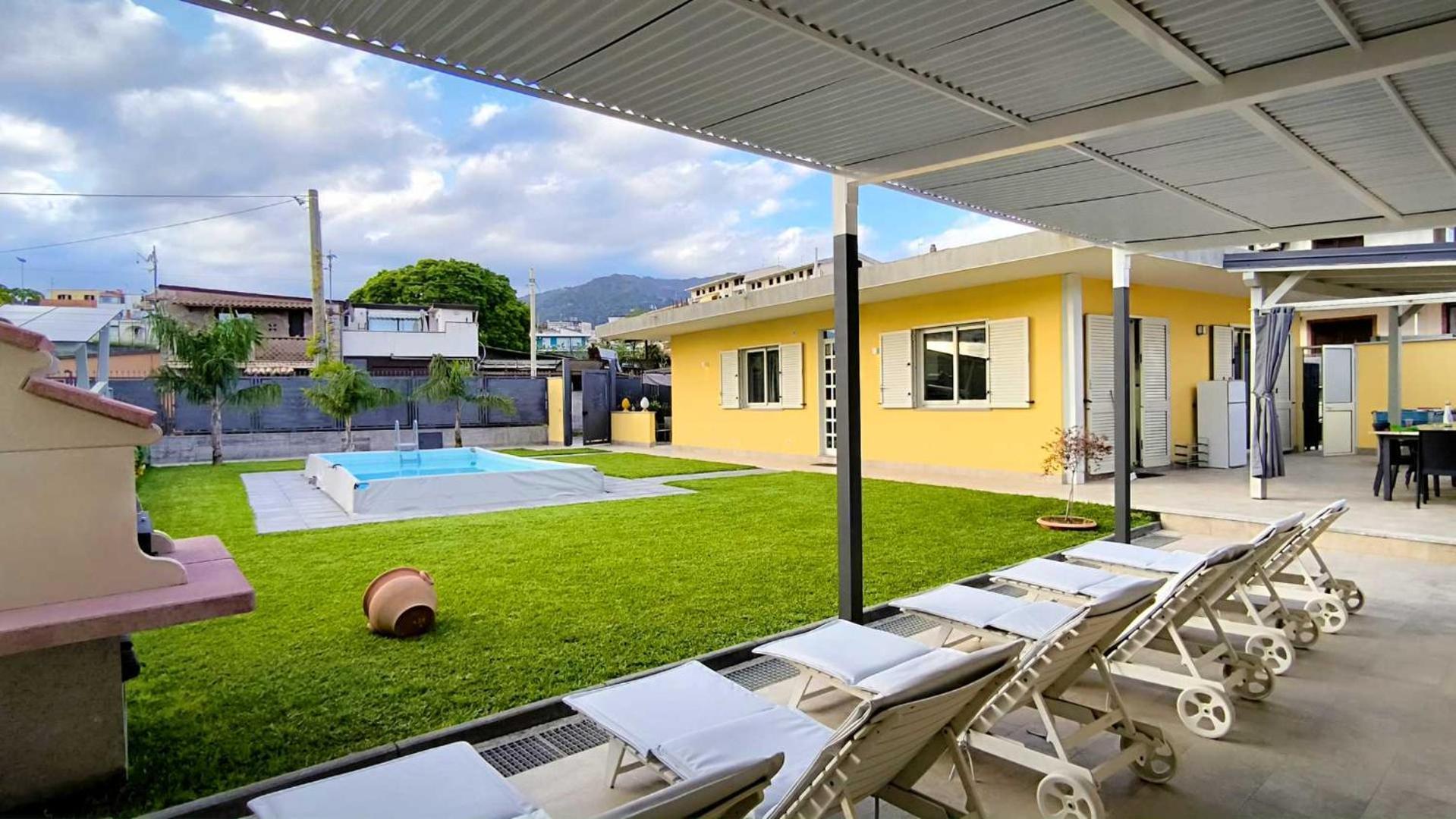 La Villa Trinacria จีอาร์ดีนี นักซอส ภายนอก รูปภาพ